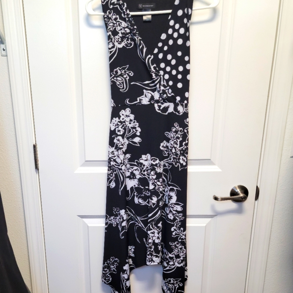 A Line symmetrical sided hem dress with V neck